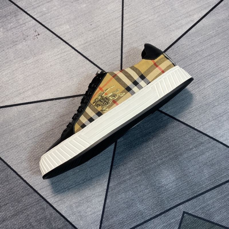 Burberry Low Shoes